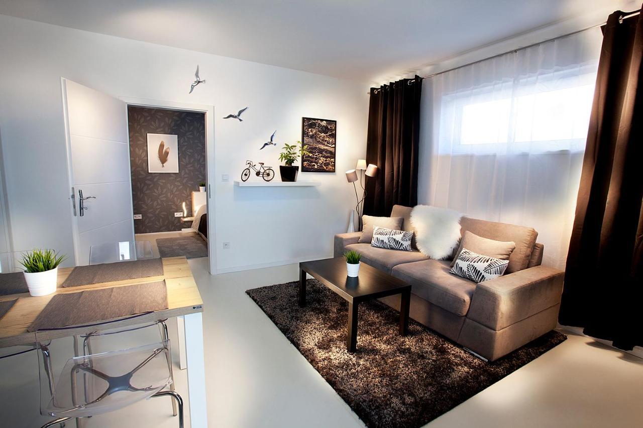 Apartmany Ladná Eksteriør billede